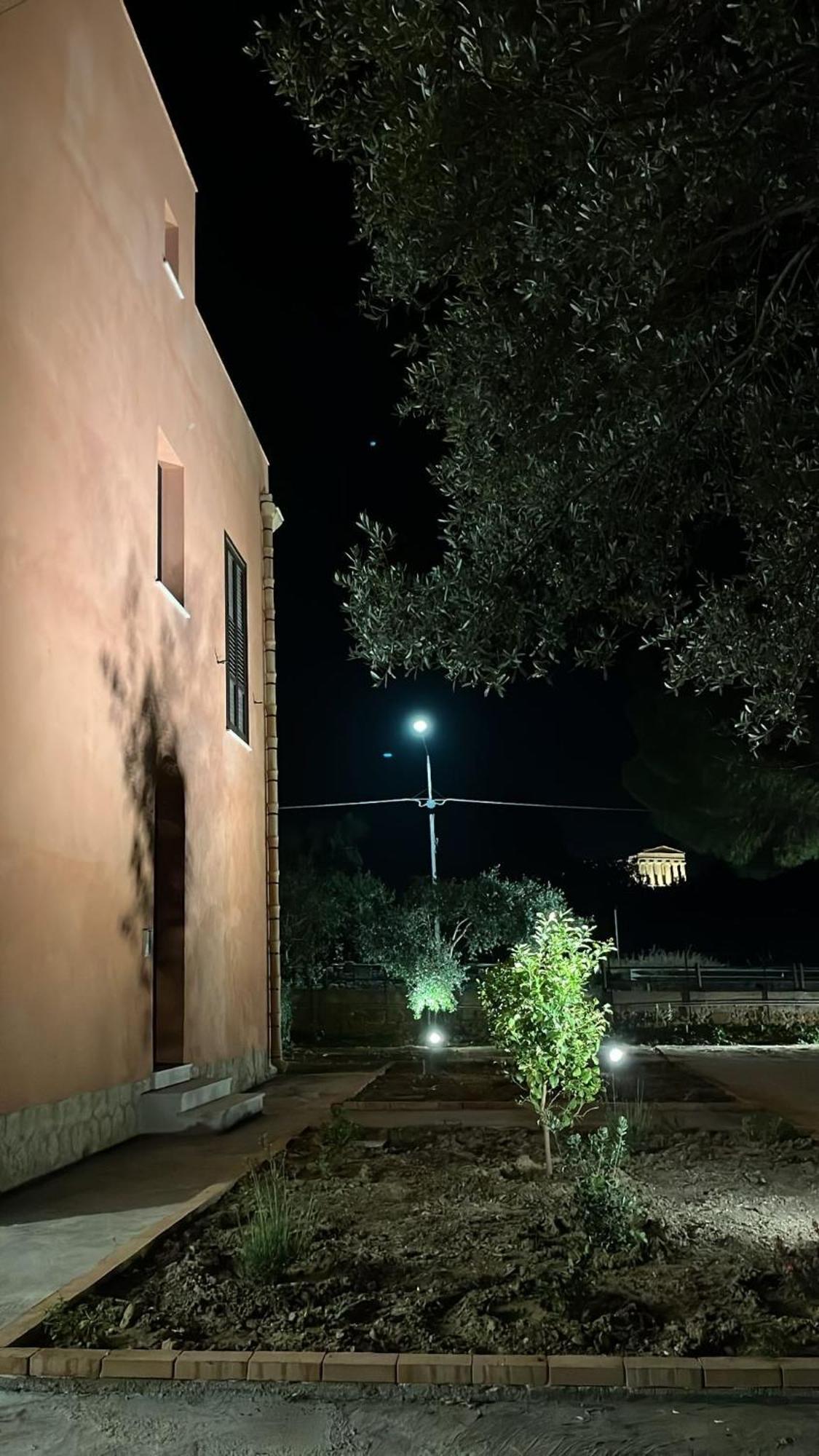 Il Giardino Del Tempio Bed & Breakfast Agrigento Ngoại thất bức ảnh