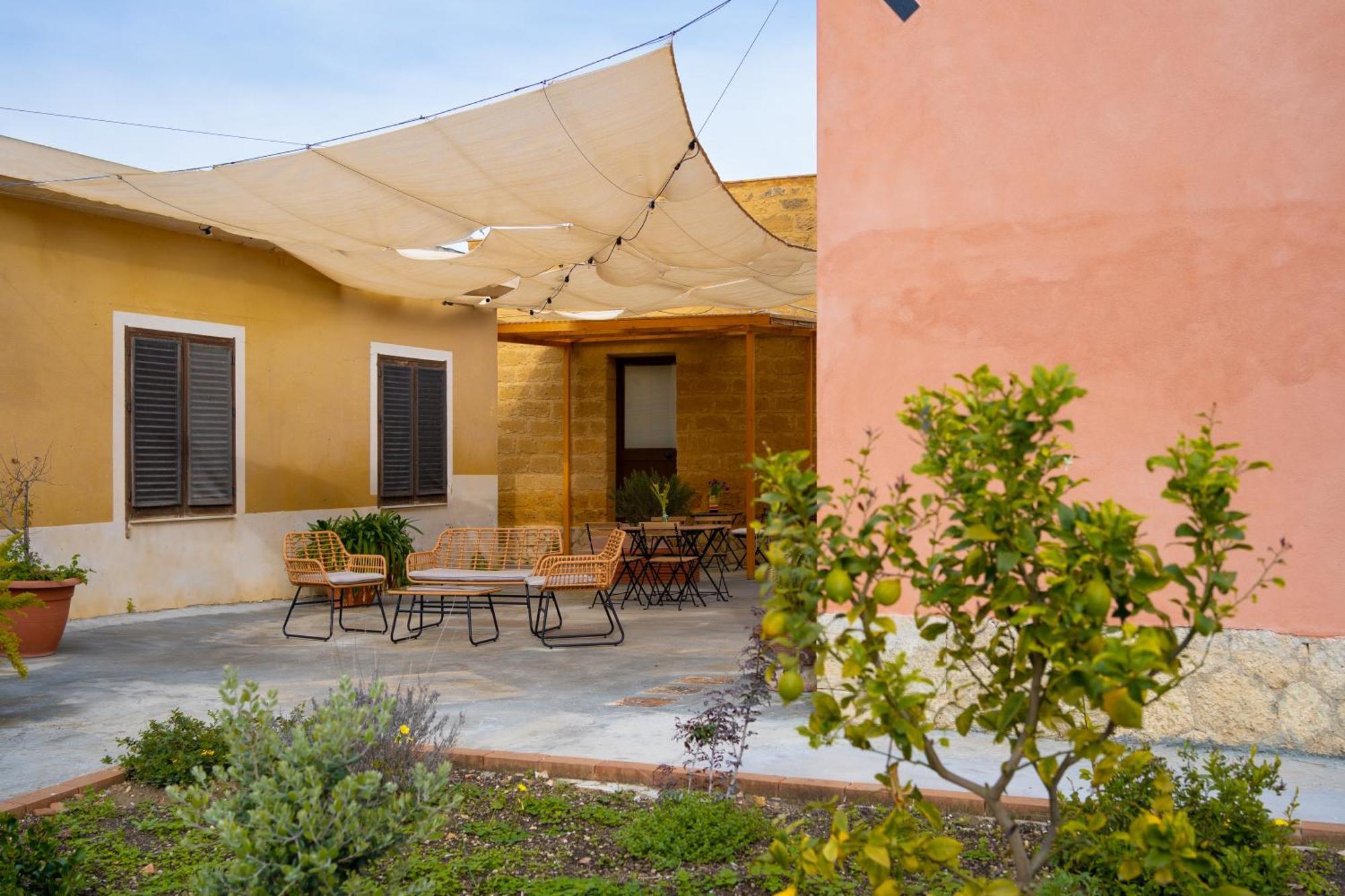 Il Giardino Del Tempio Bed & Breakfast Agrigento Ngoại thất bức ảnh